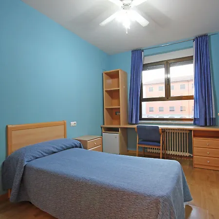 Residencia Universitaria Cum Laude Apartment Salamanca