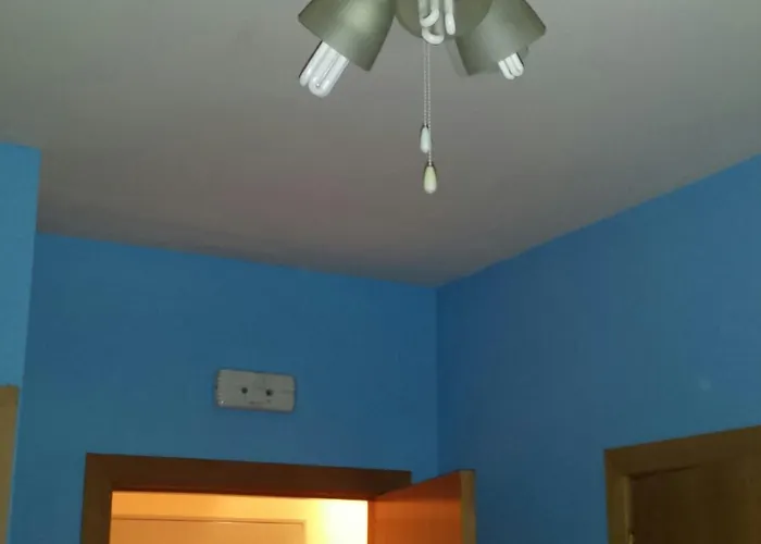 Residencia Universitaria Cum Laude 萨拉曼卡